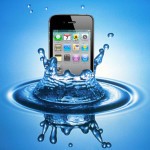 Айфон упал в воду – возможные последствия и способы их устранения