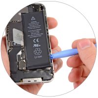 Замена аккумулятора iPhone 4S