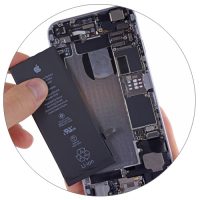 Замена аккумулятора iPhone 6