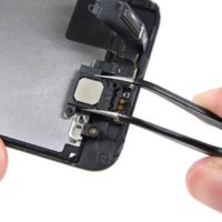 Замена динамика iPhone 5C
