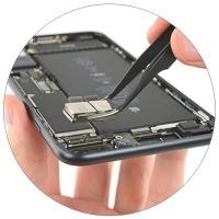 Замена камеры на iPhone 7 Plus