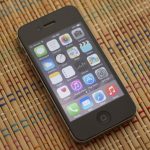 Apple ограничит возможности старых версий iOS