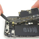 Как вытащить информацию из iPhone X после воды или сильного падения?
